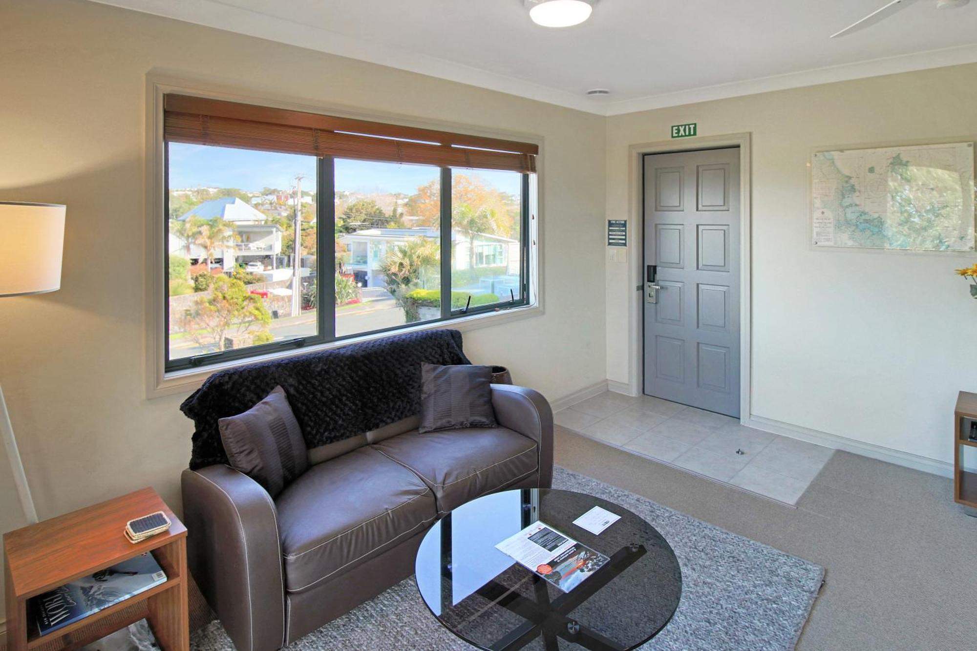 Whangaparaoa Lodge Extérieur photo