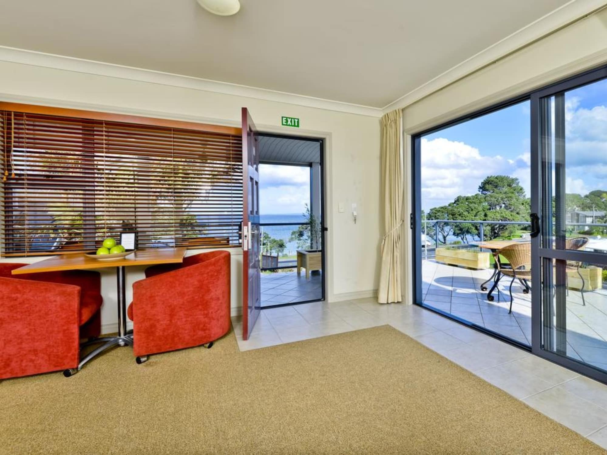 Whangaparaoa Lodge Extérieur photo